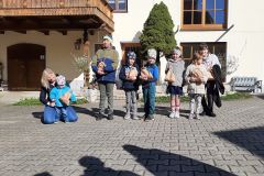 6 Bilder Ostereiersuchen 17. April 2022